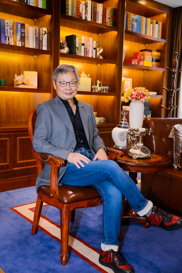 Dr. Sze